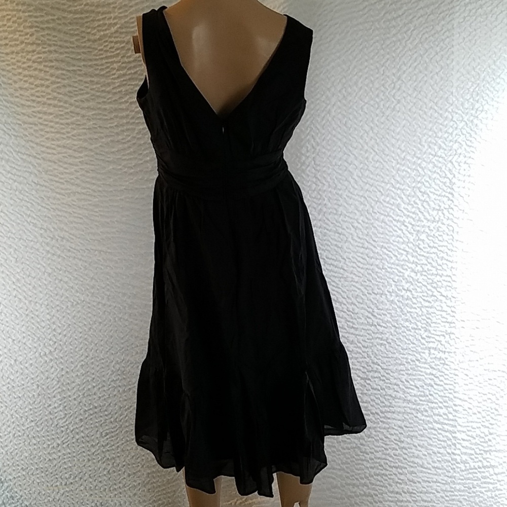 White House Black Market dress - Picture 3 of 8